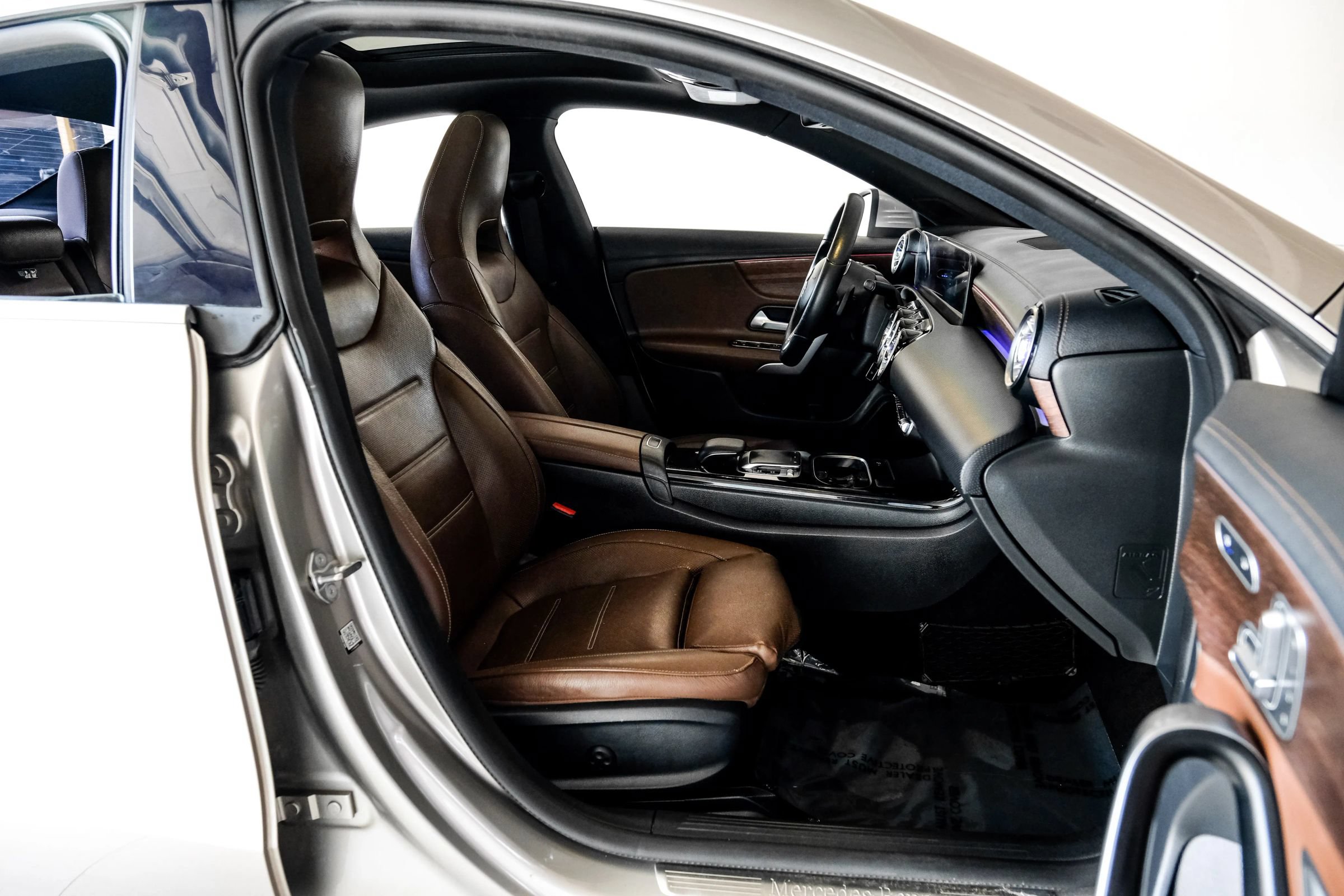 Used 2020 Mercedes-Benz CLA 250 image 35