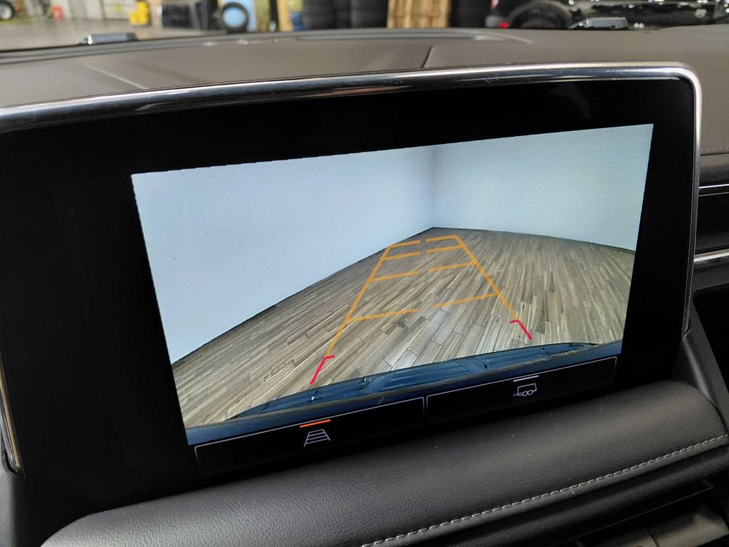 Used 2024 GMC Yukon SLE AWD/4WD image 19