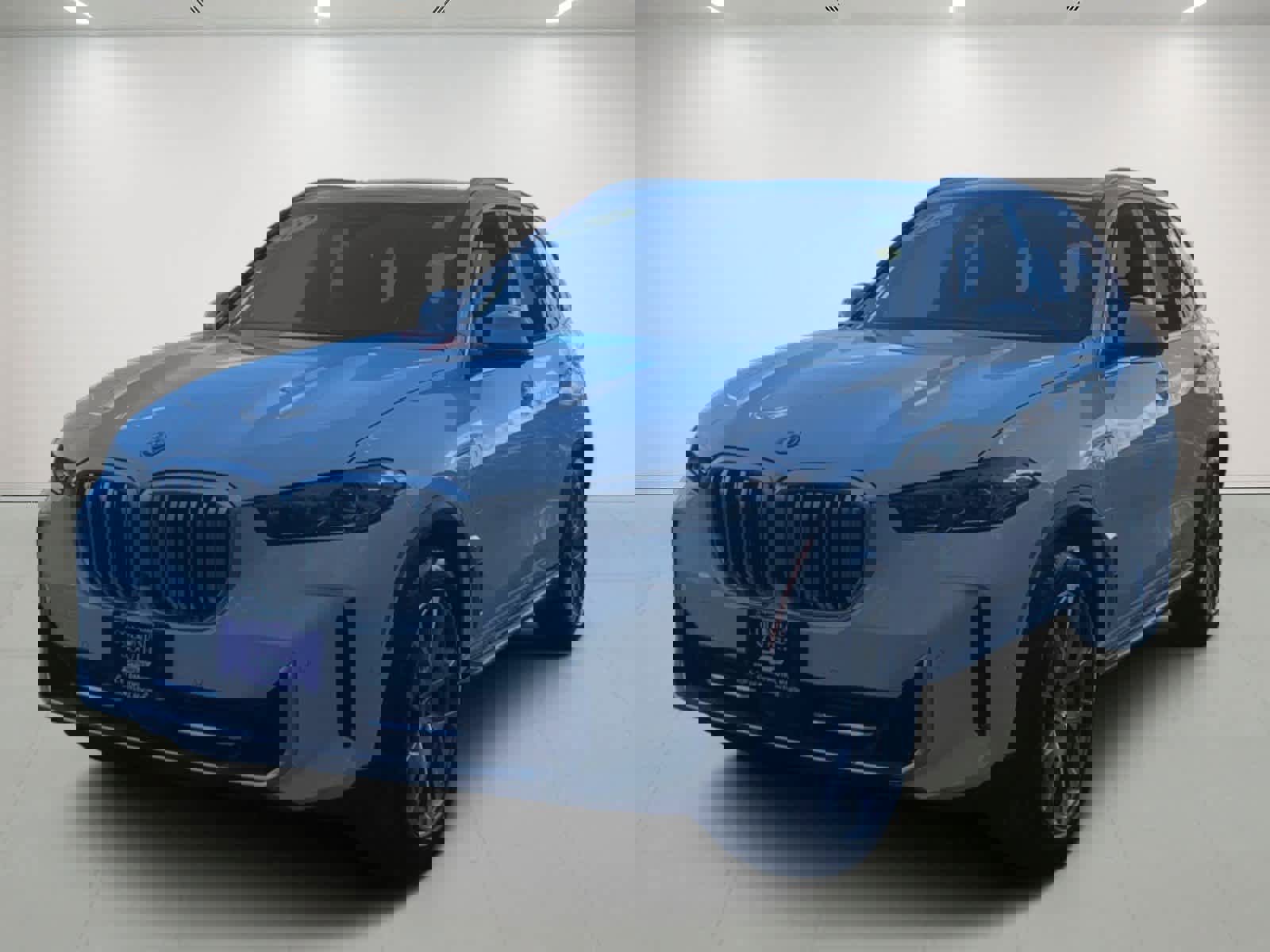 Used 2025 BMW X5 xDrive50e image 6