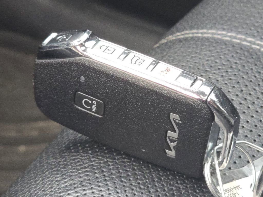 Used 2022 Kia Telluride EX w/ EX Premium Package image 37