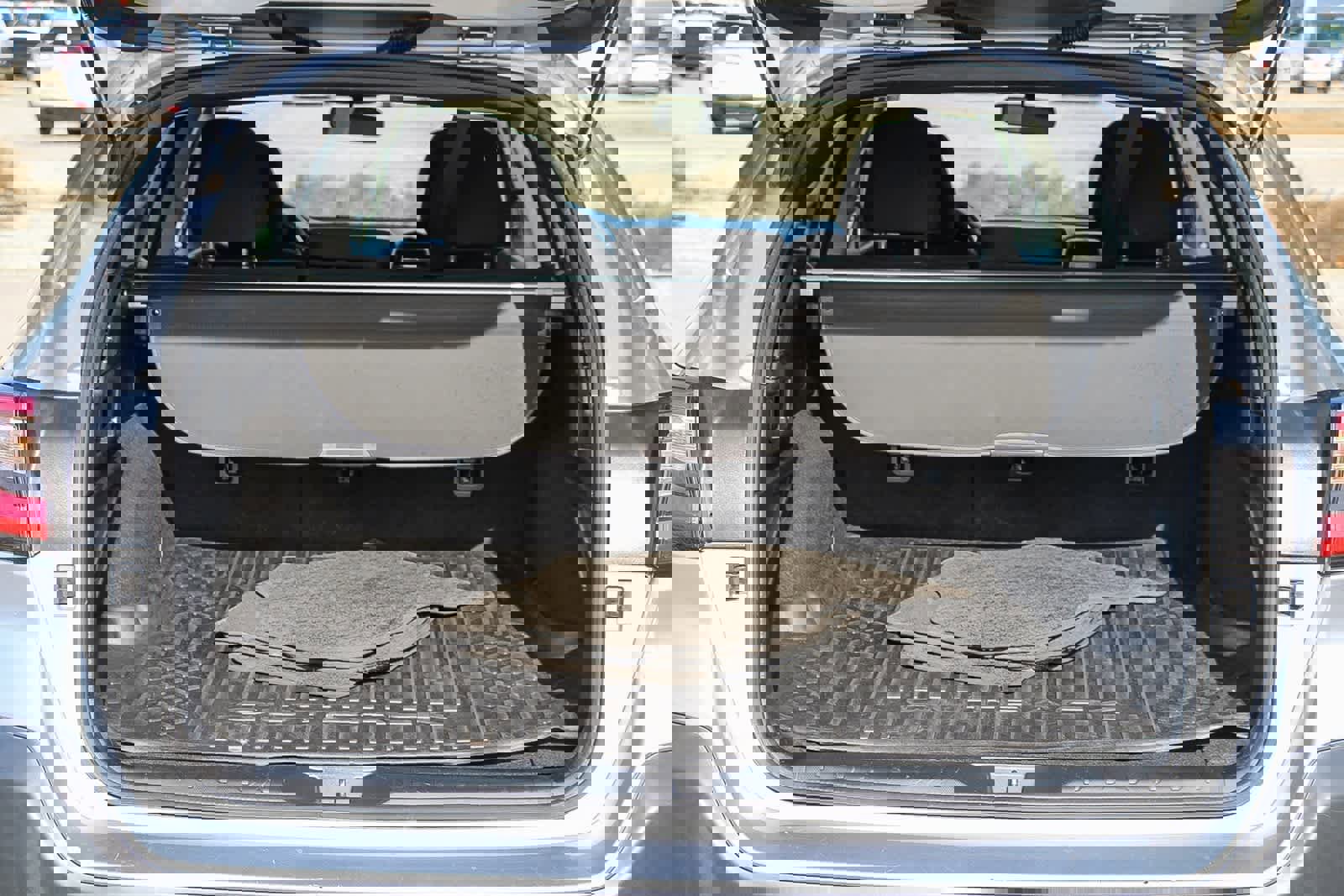 Used 2023 Subaru Outback Premium image 24