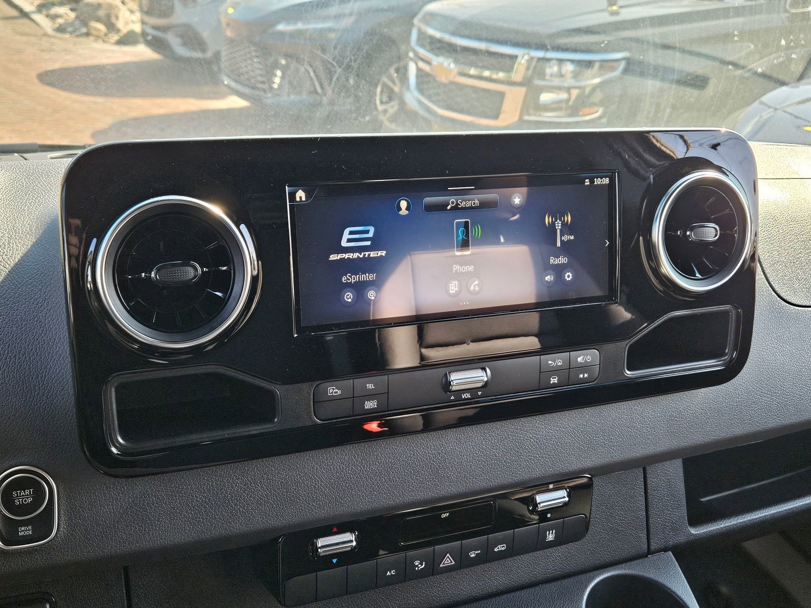 New 2024 Mercedes-Benz eSprinter 170 Cargo image 25