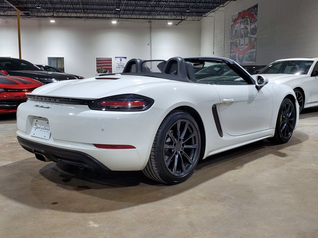 Used 2019 Porsche 718 Boxster RWD image 9