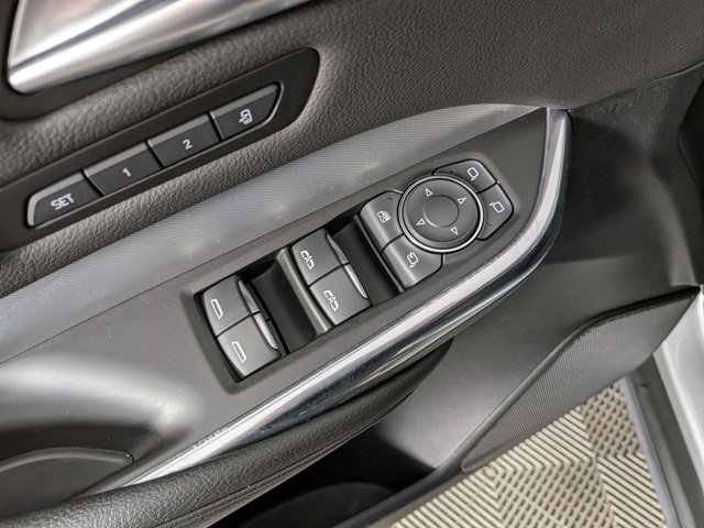 Used 2021 Cadillac XT4 Premium Luxury w/ Cold Weather Package image 17