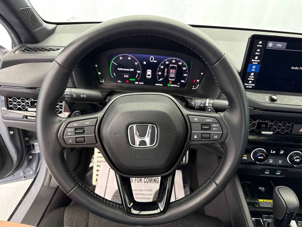 Used 2025 Honda Accord Sport image 26