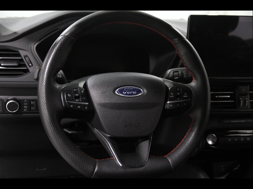 Certified 2023 Ford Escape ST-Line w/ Tech Pack #1 AWD/4WD image 7