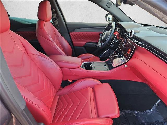 Used 2024 Maserati Grecale Trofeo AWD/4WD image 26
