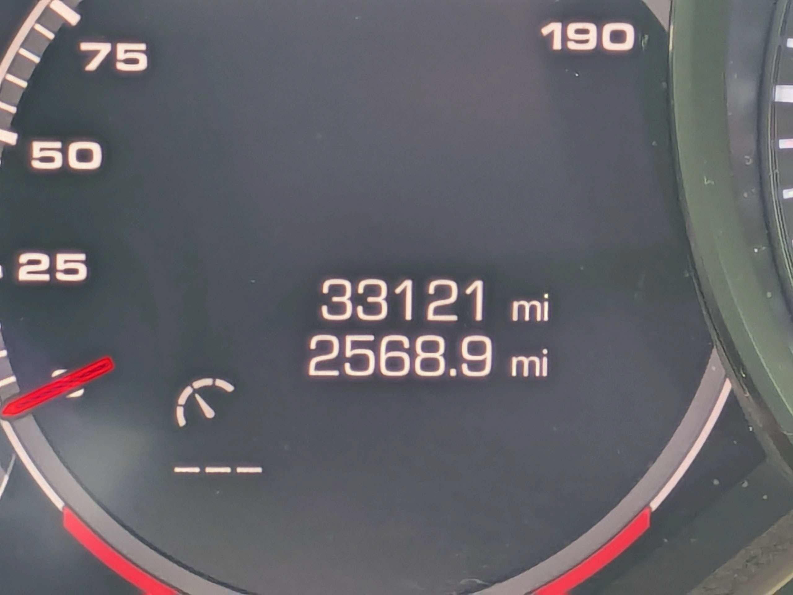 Used 2021 Porsche Panamera 4 w/ Premium Package AWD/4WD image 30