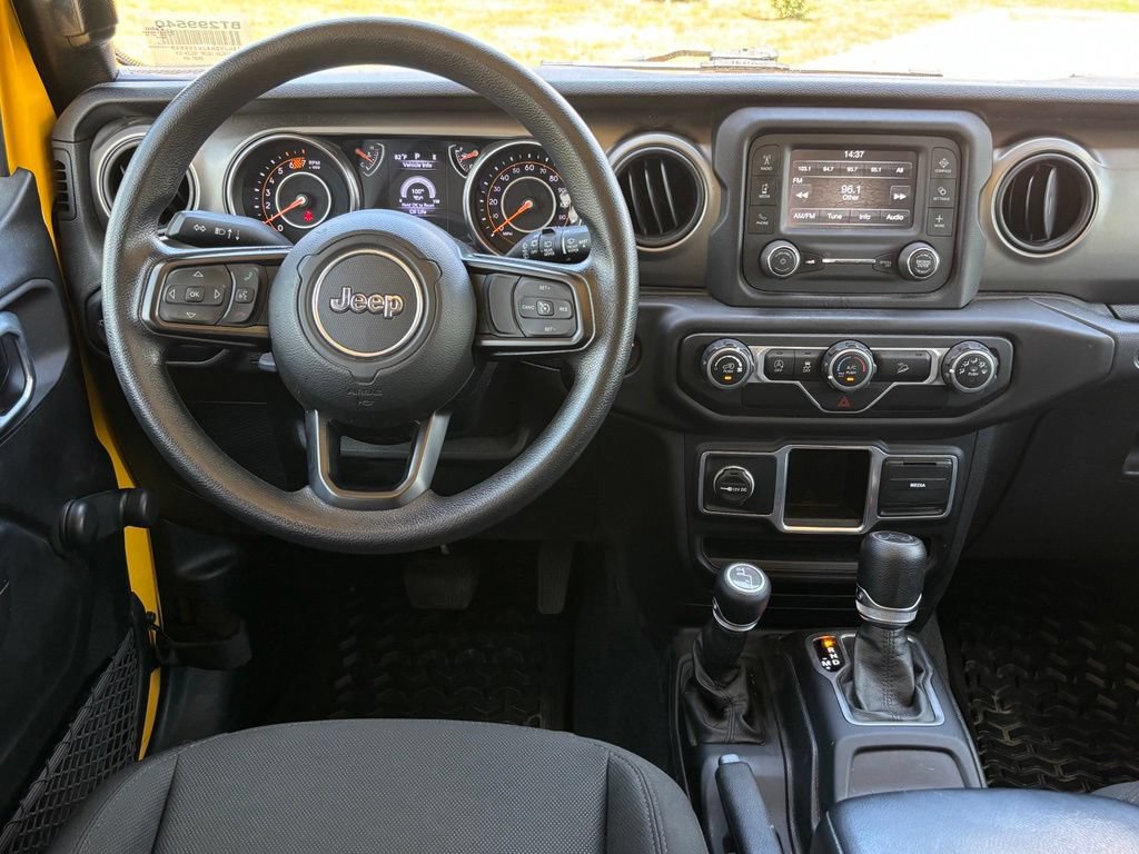 Used 2018 Jeep Wrangler Unlimited Sport AWD/4WD image 11