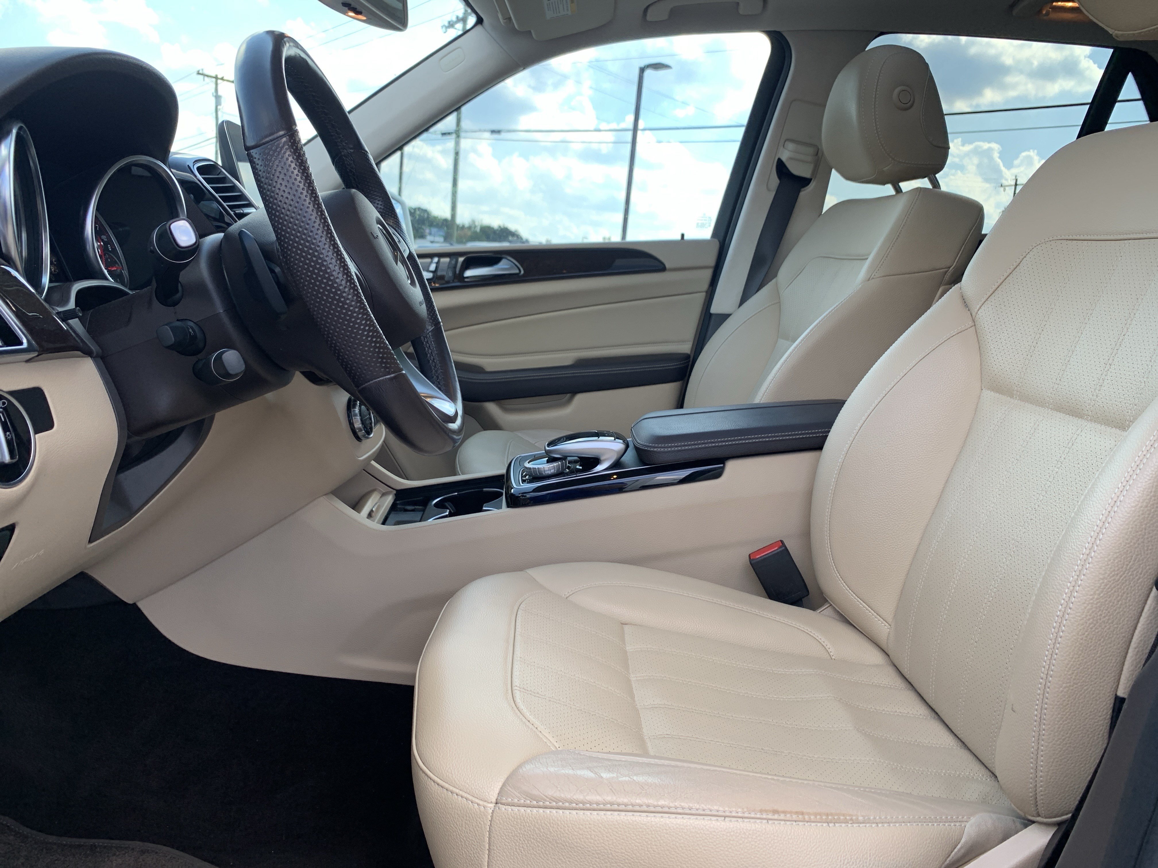 Used 2018 Mercedes-Benz GLE 350 4MATIC image 16