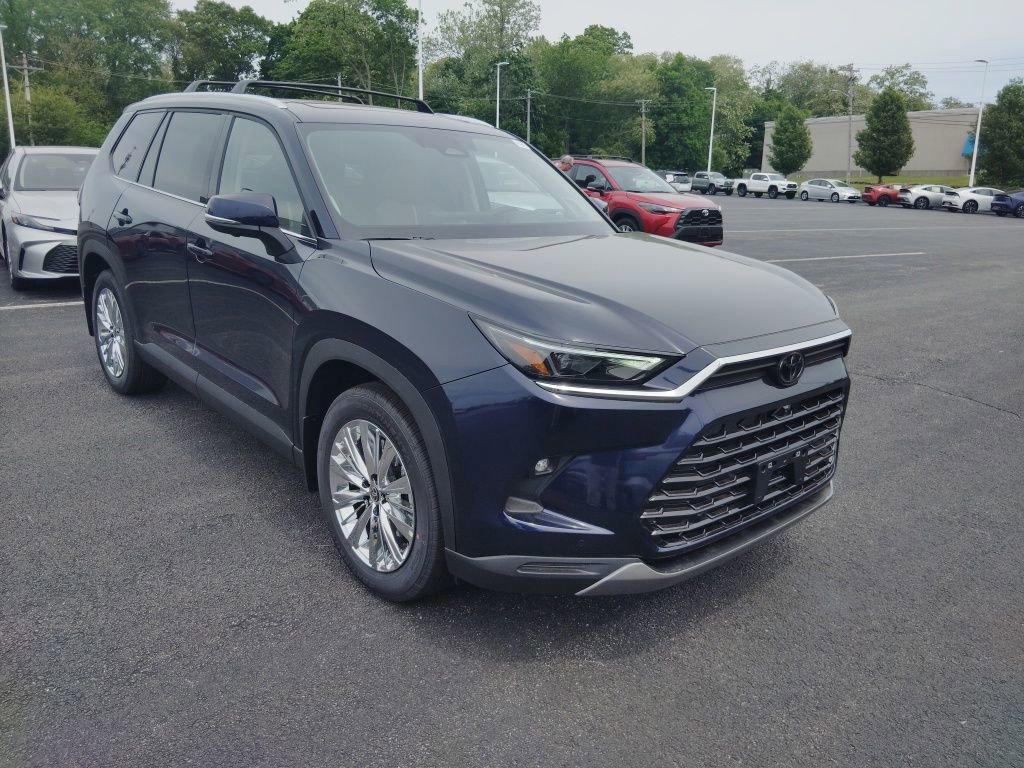 New 2026 Toyota Grand Highlander AWD video 1
