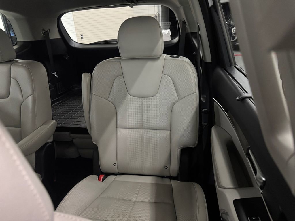 Used 2020 Kia Telluride EX w/ EX Premium Package image 19