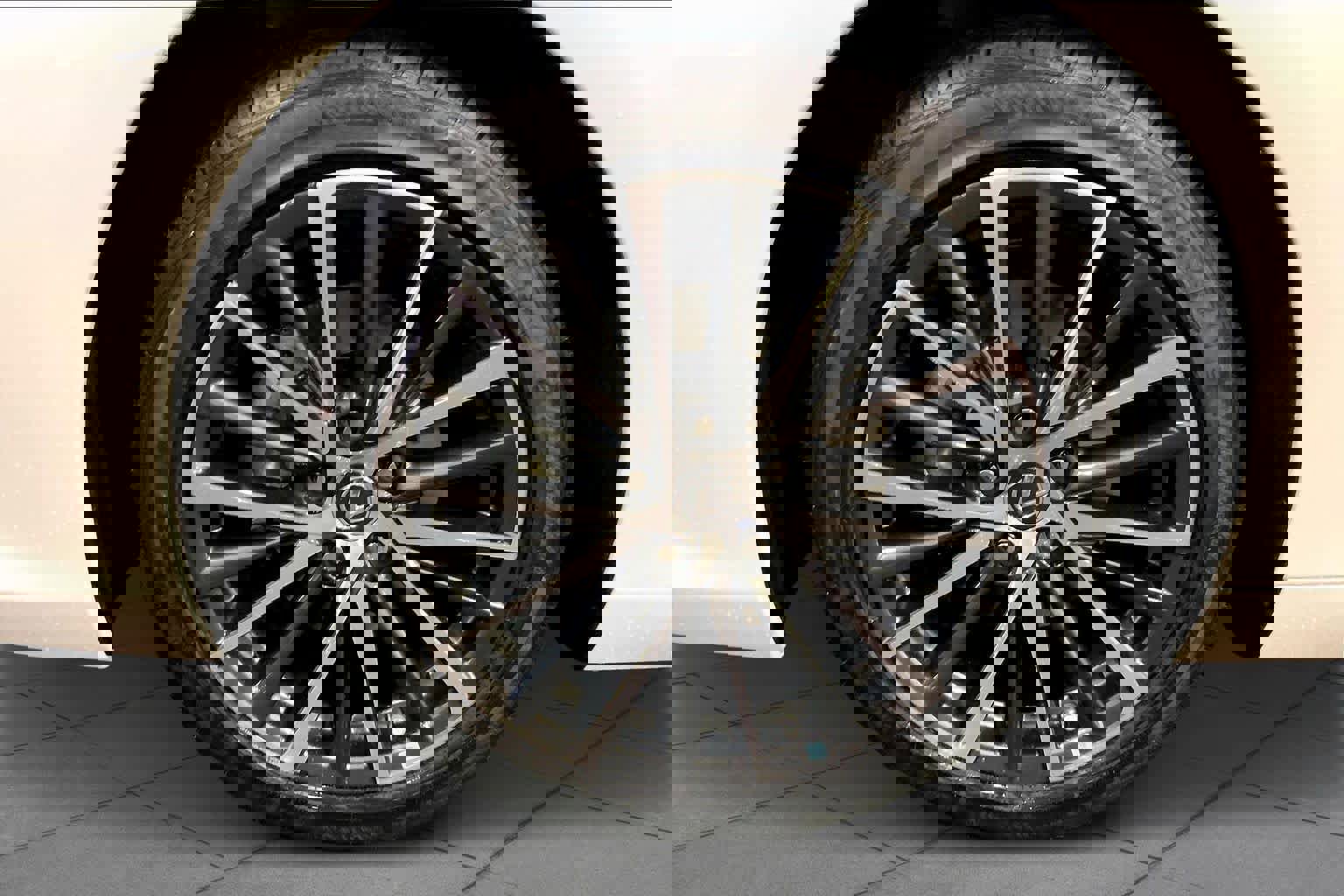 New 2025 Lexus ES 350 w/ Premium Package image 11