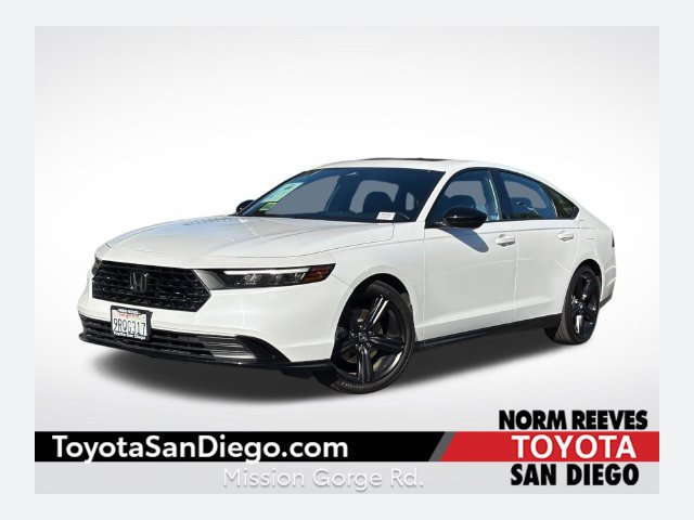 Used 2025 Honda Accord Sport image 1