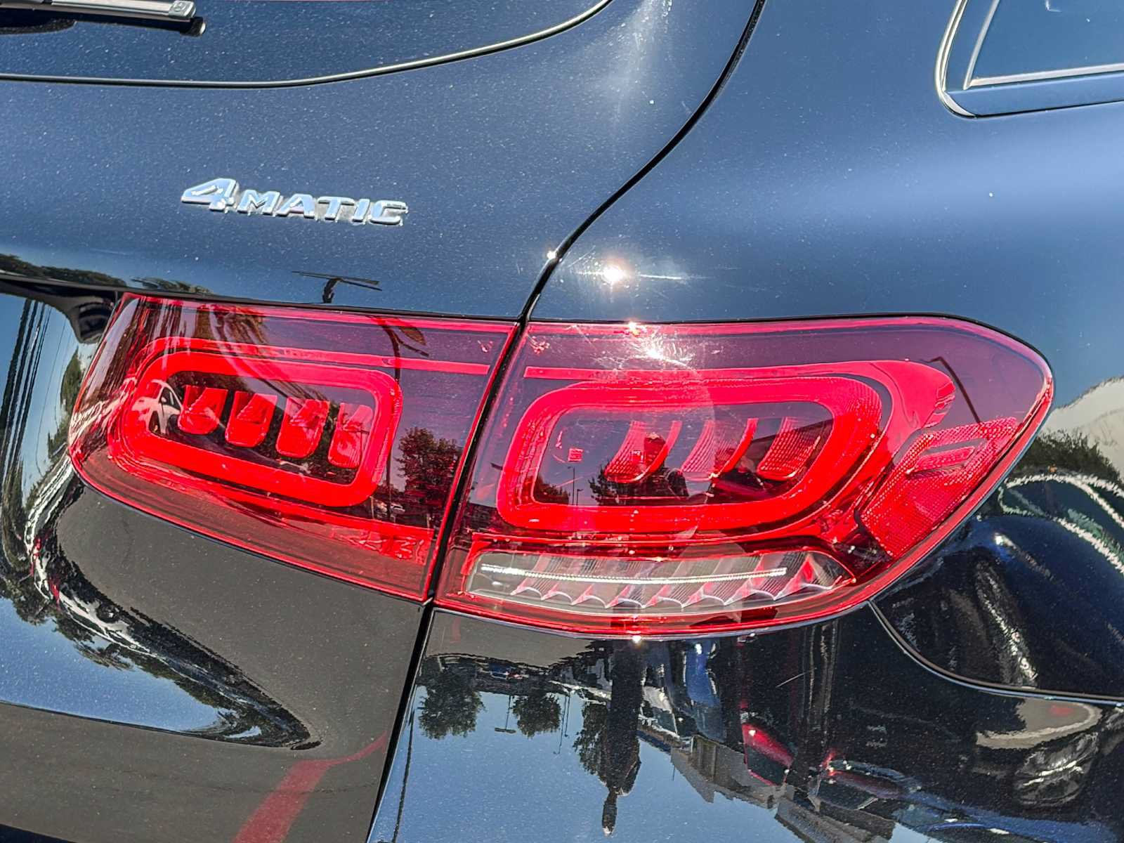 Used 2022 Mercedes-Benz GLC 300 4MATIC image 9