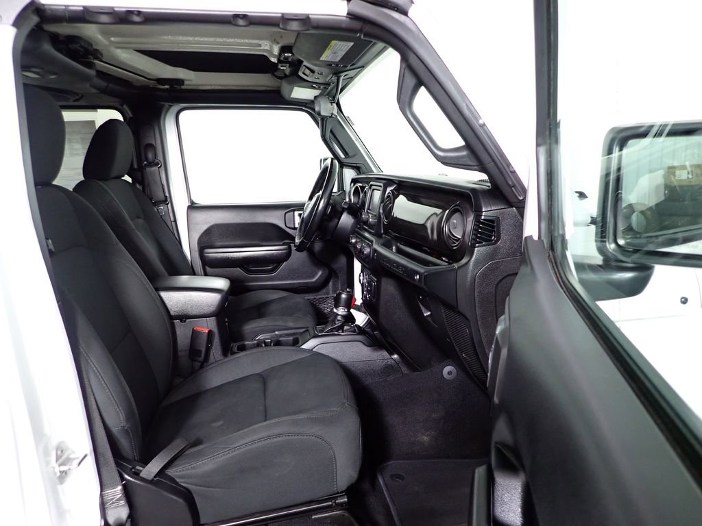 Used 2020 Jeep Wrangler Unlimited Sport image 32