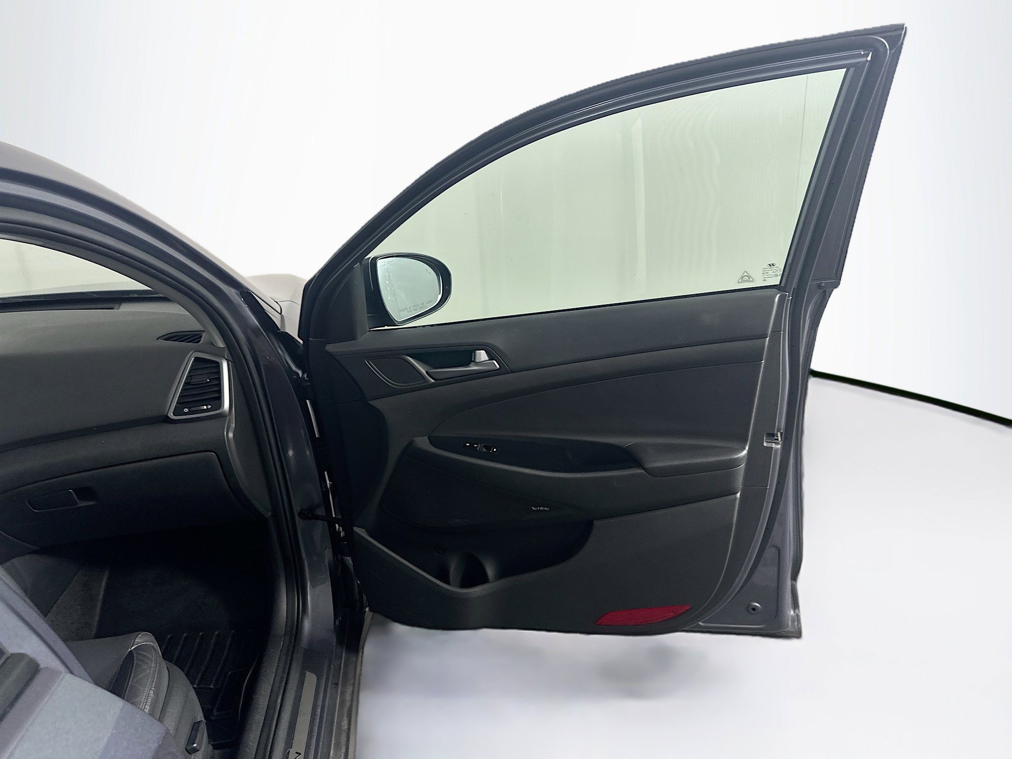 Used 2017 Hyundai Tucson Limited w/ Limited Ultimate Package 03 image 35