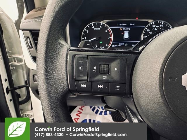 Used 2021 Nissan Rogue S image 28