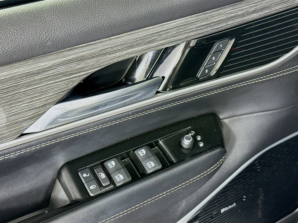 Used 2022 Jeep Wagoneer Series III w/ Premium Group I RWD image 18