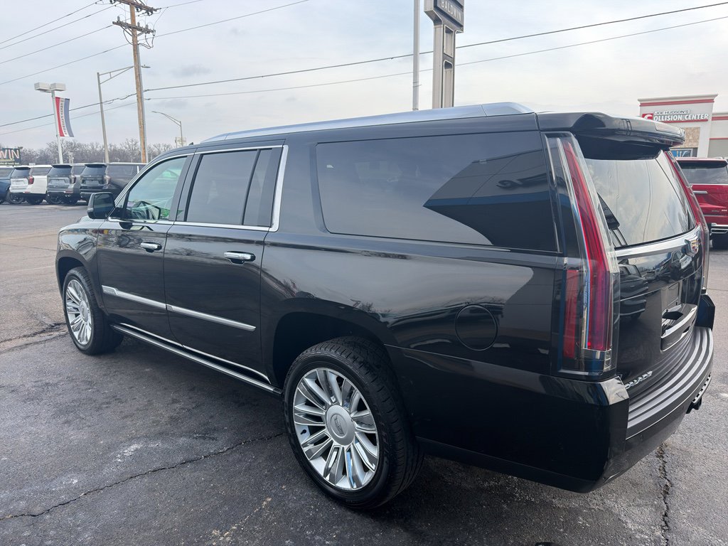 Used 2019 Cadillac Escalade ESV Platinum image 5