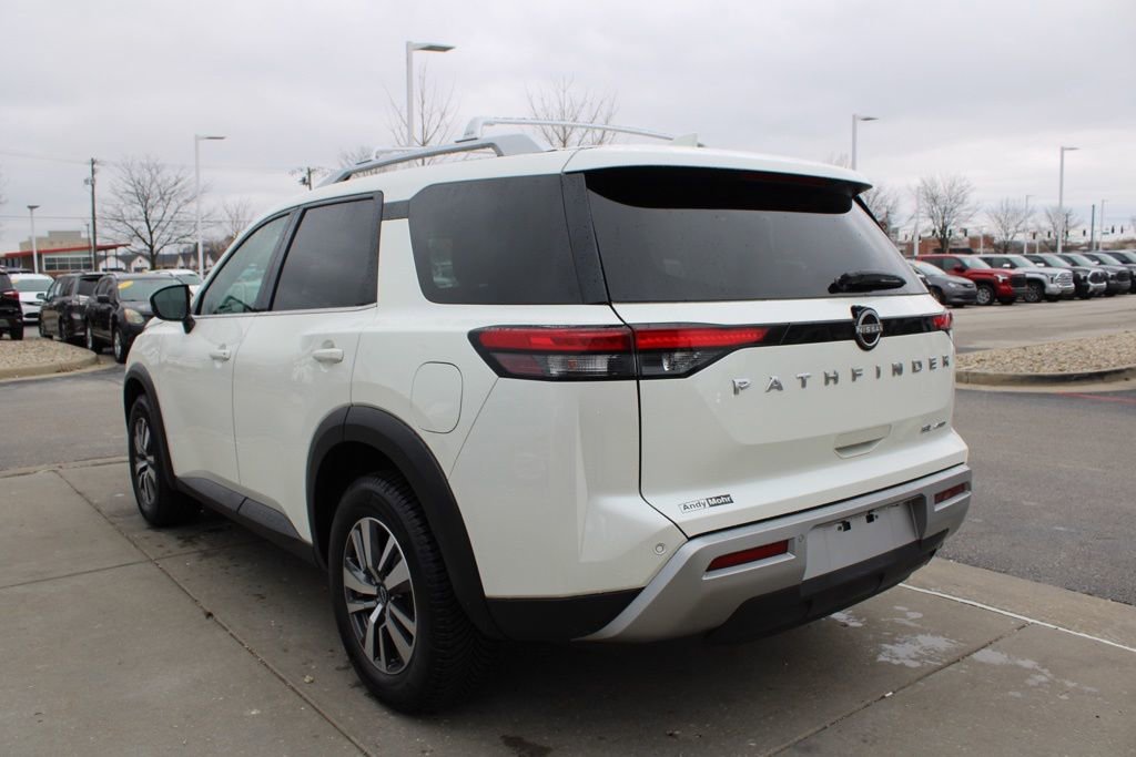 Certified 2023 Nissan Pathfinder SL image 5