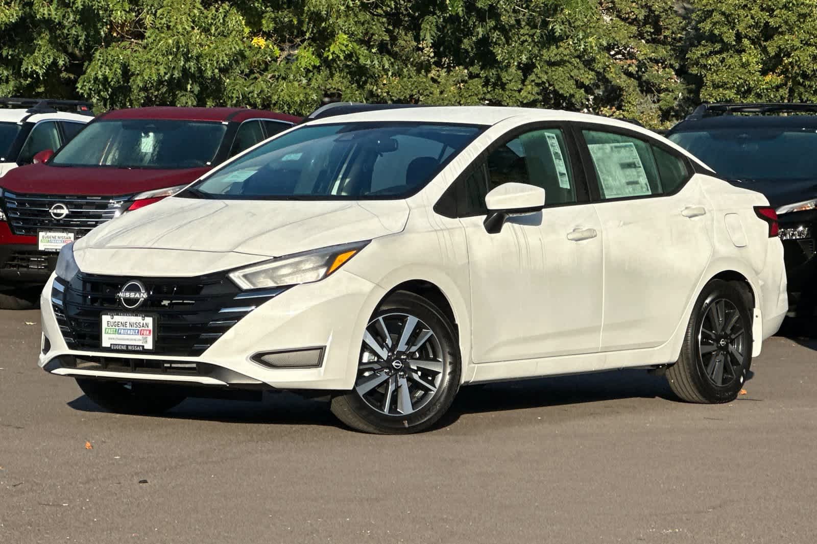 New 2025 Nissan Versa SV w/ Trunk Package