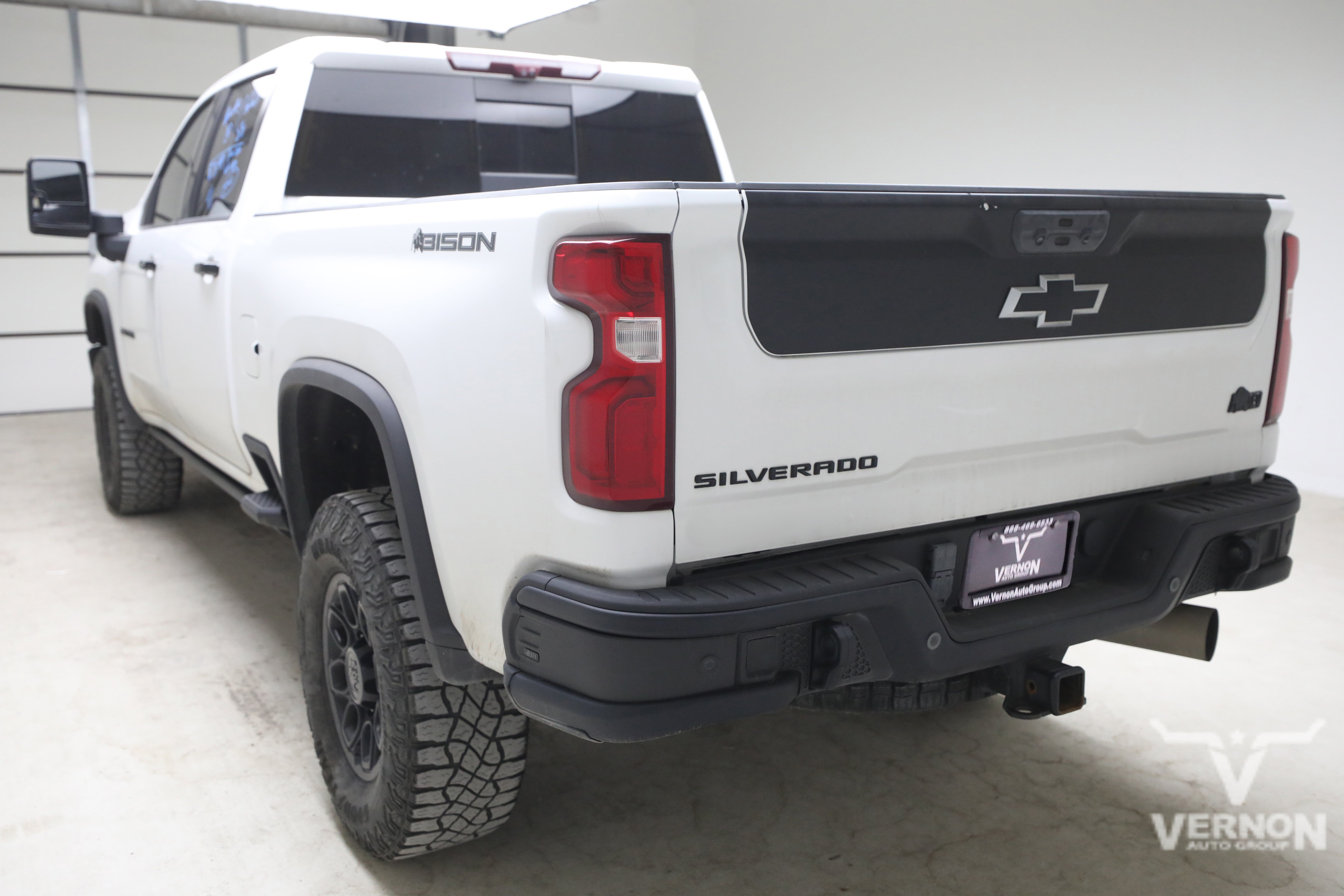 Used 2024 Chevrolet Silverado 2500 ZR2 w/ ZR2 Bison Edition AWD/4WD image 2