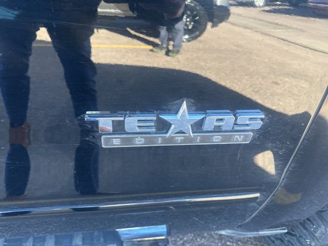Used 2018 Chevrolet Silverado 1500 LT w/ Texas Edition image 12