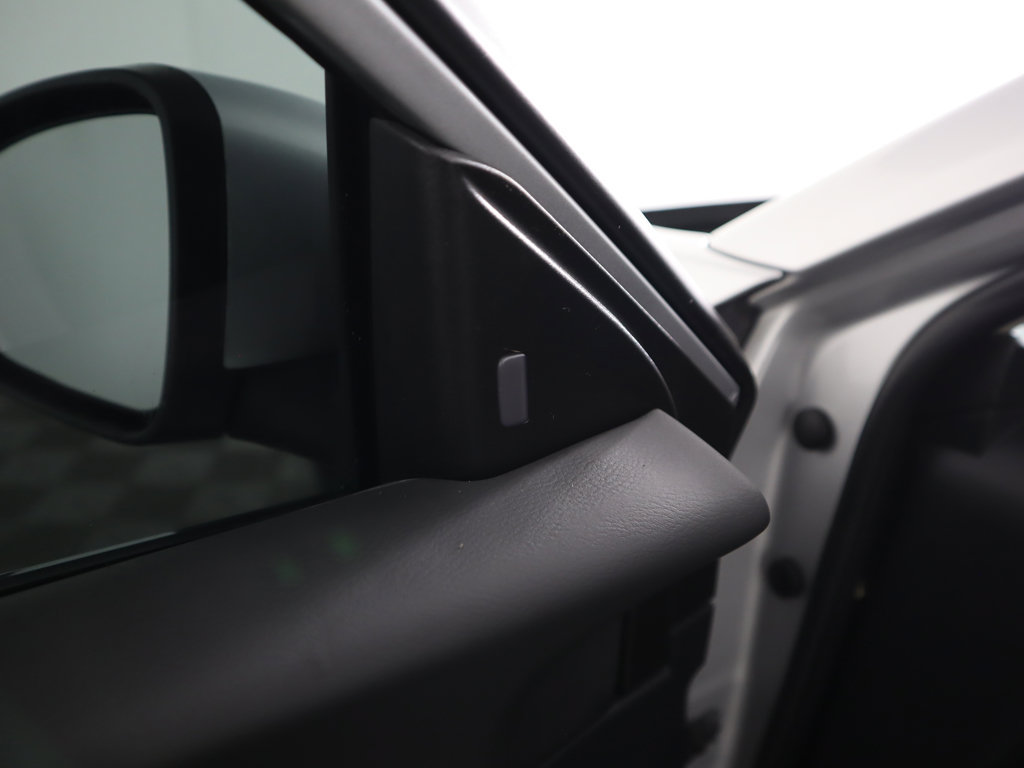 Used 2023 Nissan Sentra SV FWD image 35
