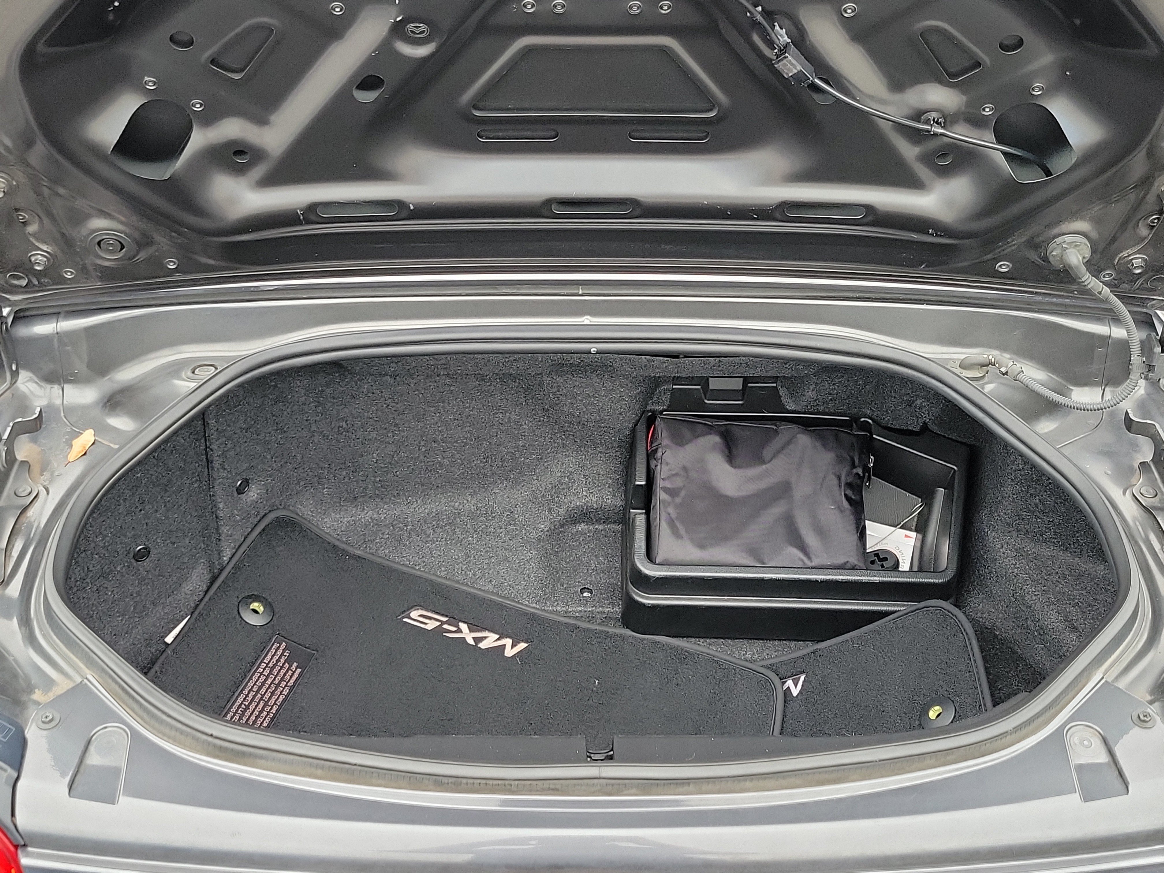 Used 2017 MAZDA MX-5 Miata RF Grand Touring RWD image 18