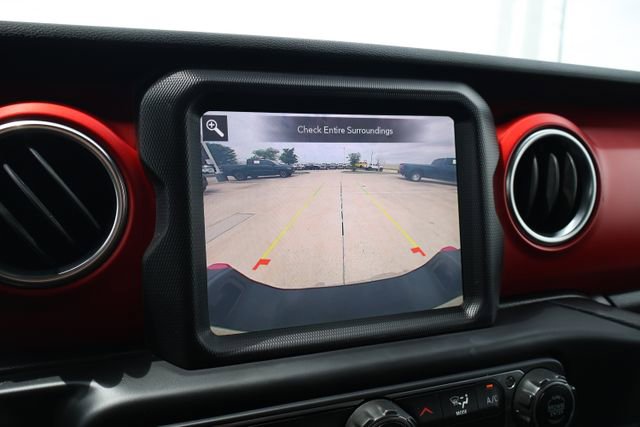 Used 2020 Jeep Gladiator Rubicon AWD/4WD image 16