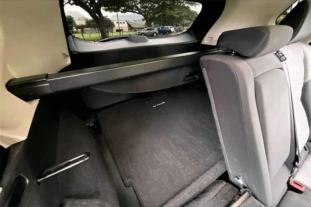 Used 2021 Nissan Rogue SV image 30