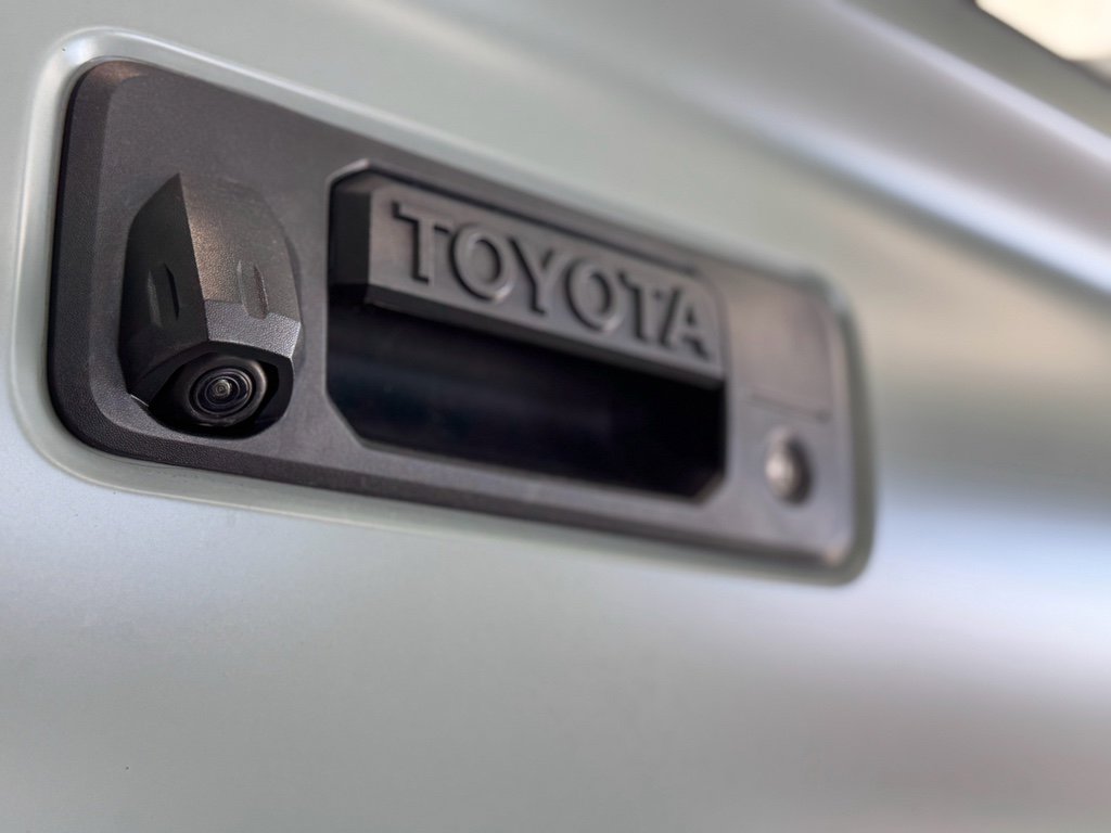 Used 2022 Toyota Tacoma TRD Sport w/ Technology Package image 29