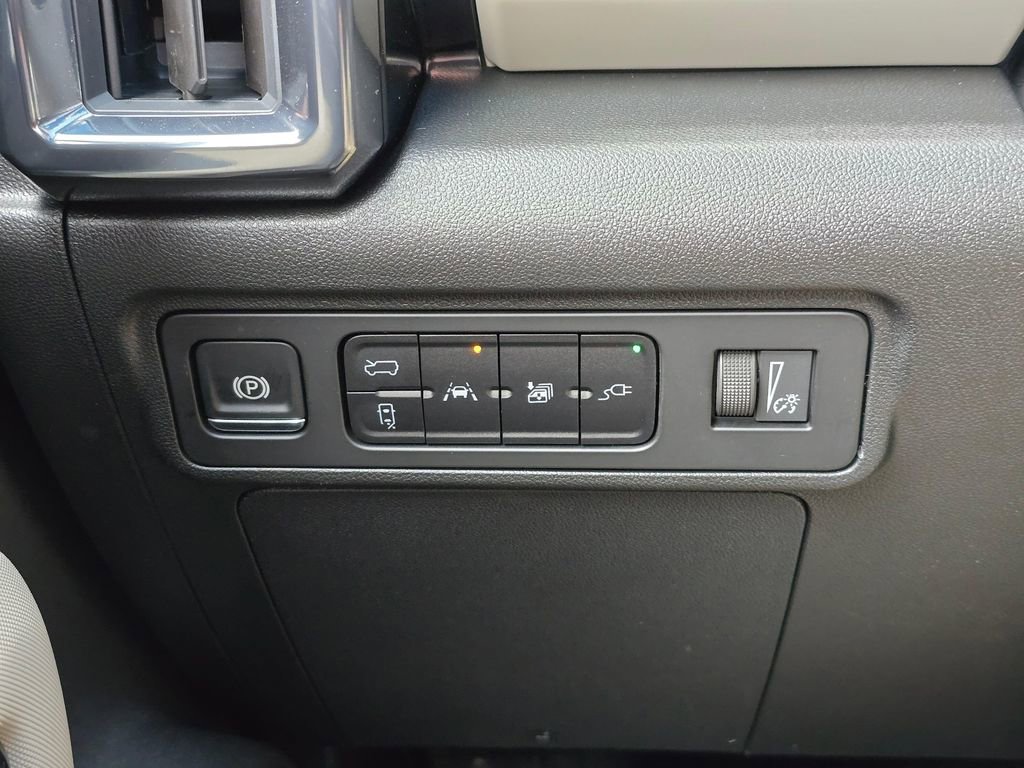 New 2026 GMC Hummer EV SUV w/ LPO, Dark Essentials Package image 31