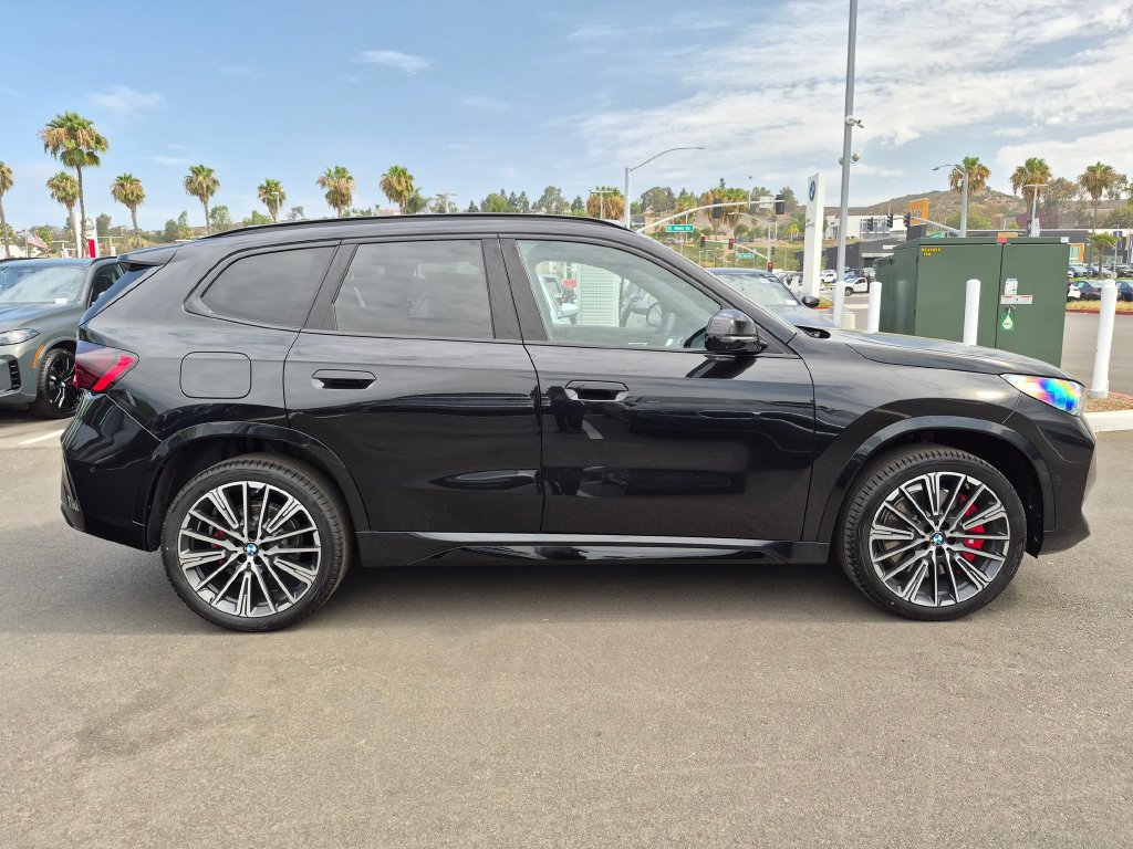 New 2026 BMW X1 xDrive28i w/ Technology Package AWD/4WD image 3