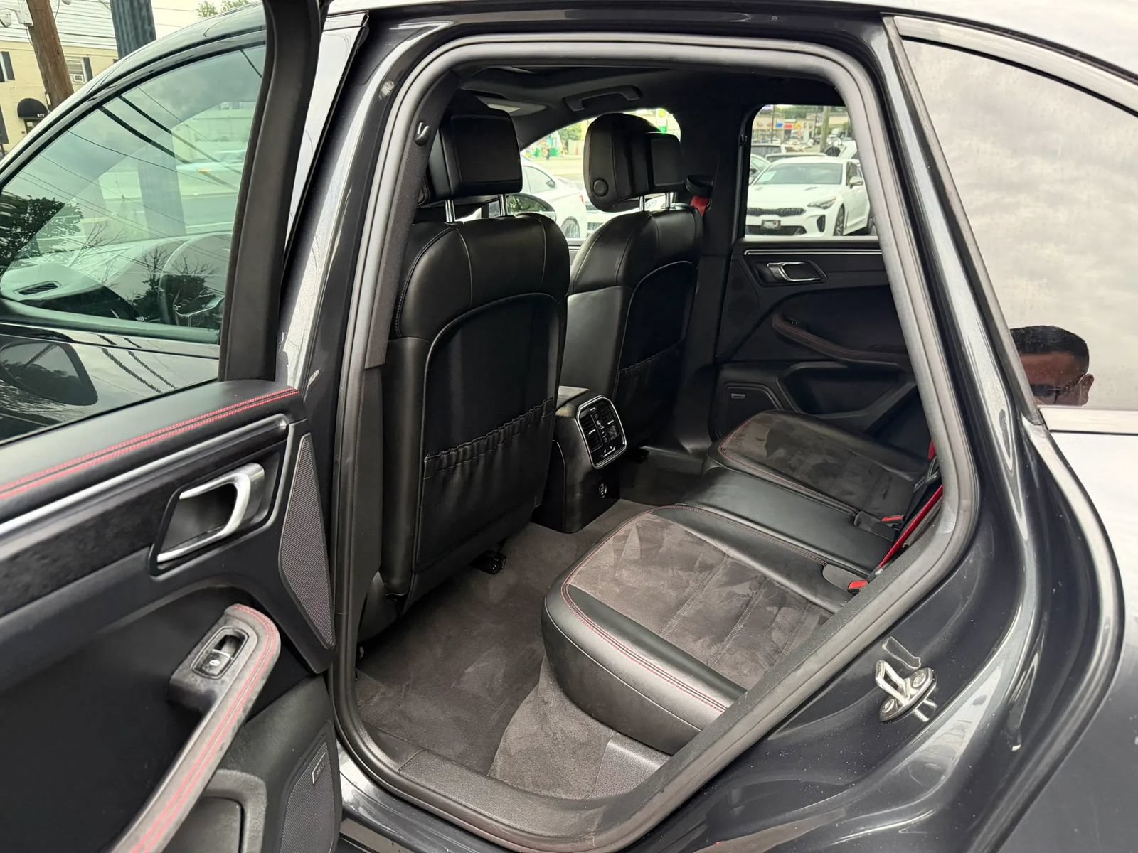 Used 2017 Porsche Macan GTS AWD/4WD image 20