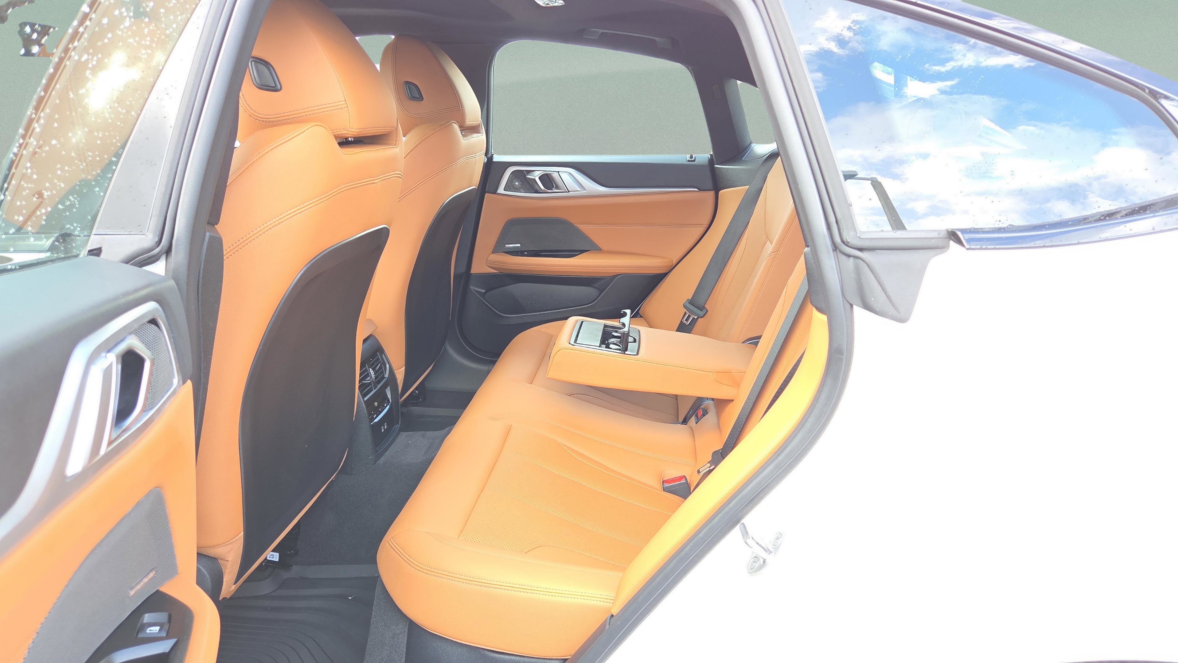 Certified 2025 BMW 440i xDrive w/ Premium Package image 11