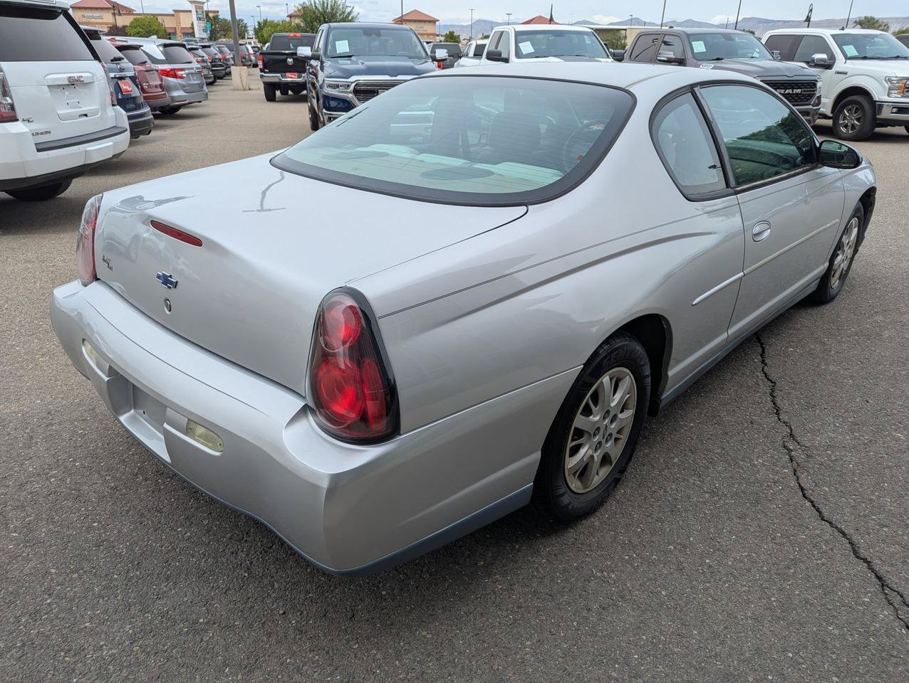 Used 2003 Chevrolet Monte Carlo LS FWD image 5