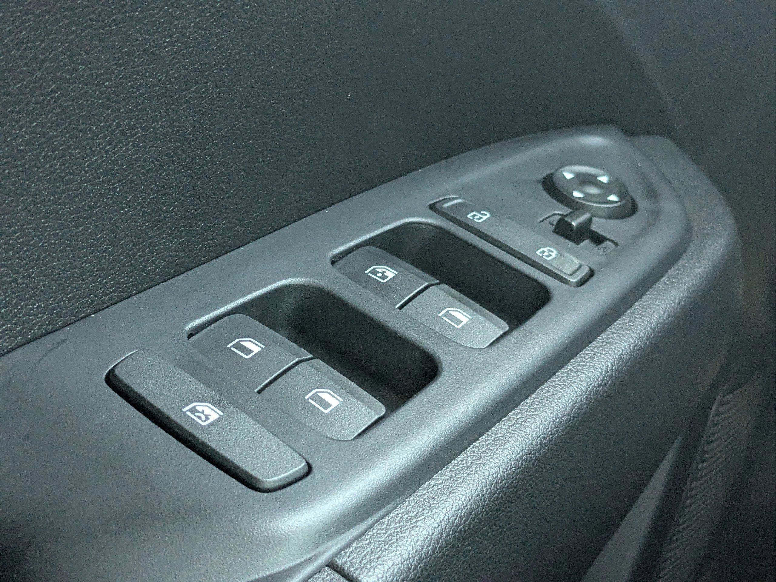 New 2026 Hyundai Venue SEL image 21