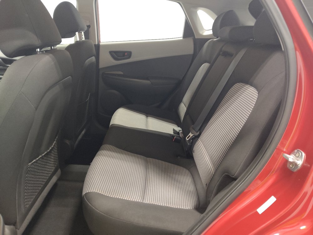 Used 2021 Hyundai Kona SE FWD image 18