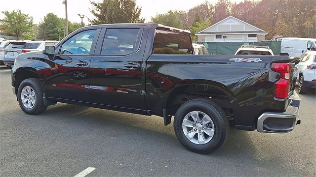 Used 2025 Chevrolet Silverado 1500 LT image 4