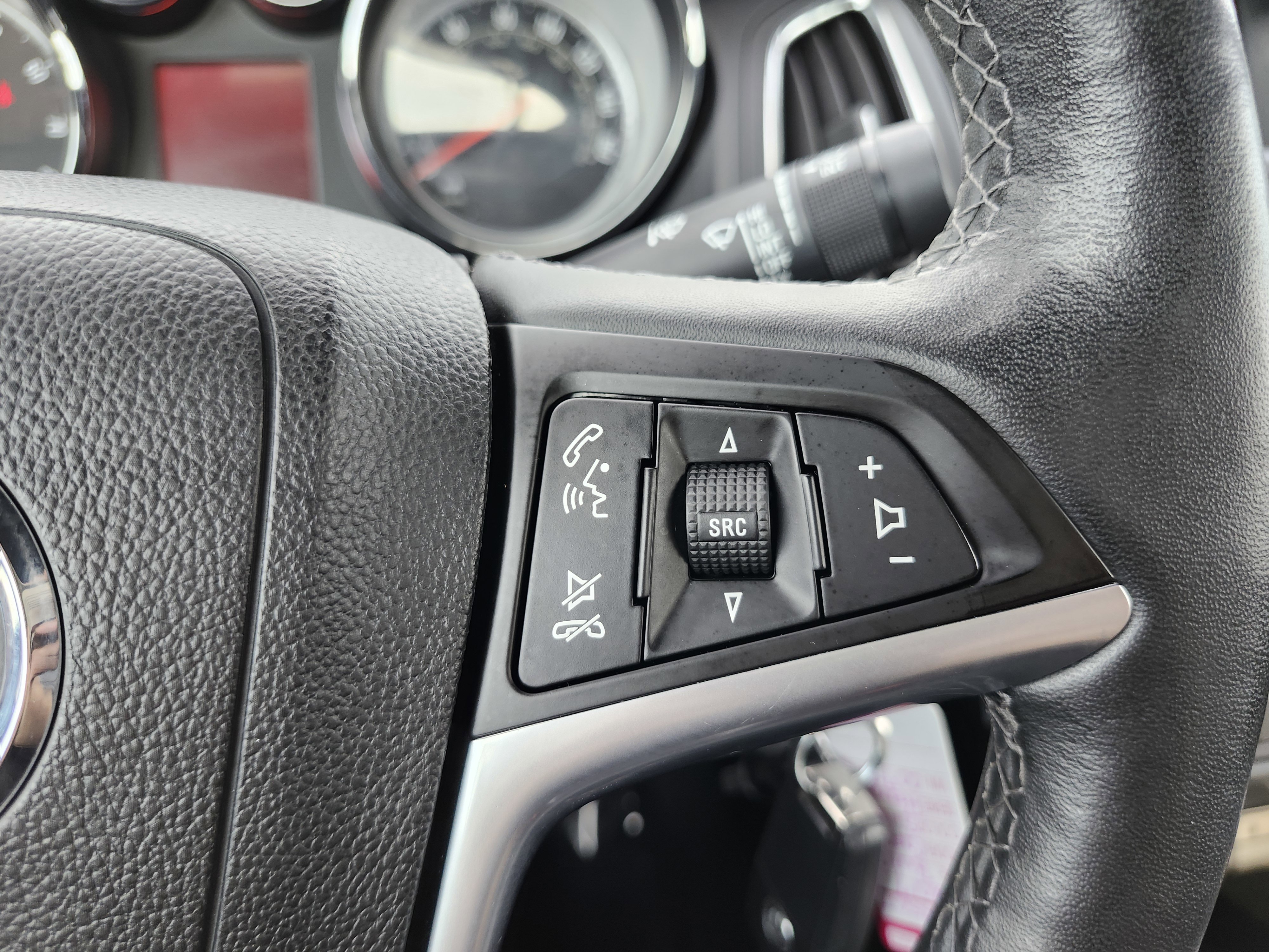 Used 2017 Buick Cascada Premium FWD image 33