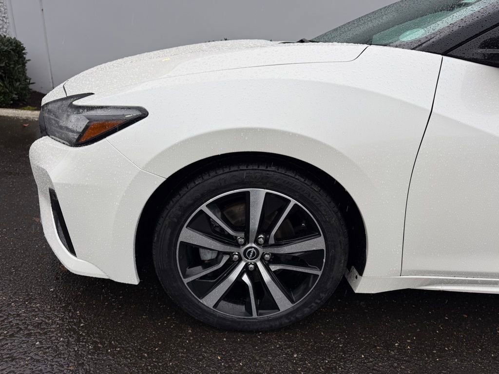 Used 2023 Nissan Maxima SV w/ Floor Mat Group image 12