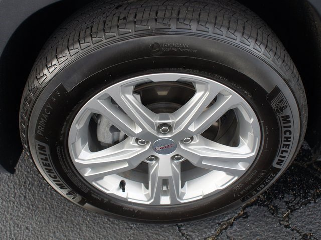 Used 2024 GMC Terrain SLE image 24