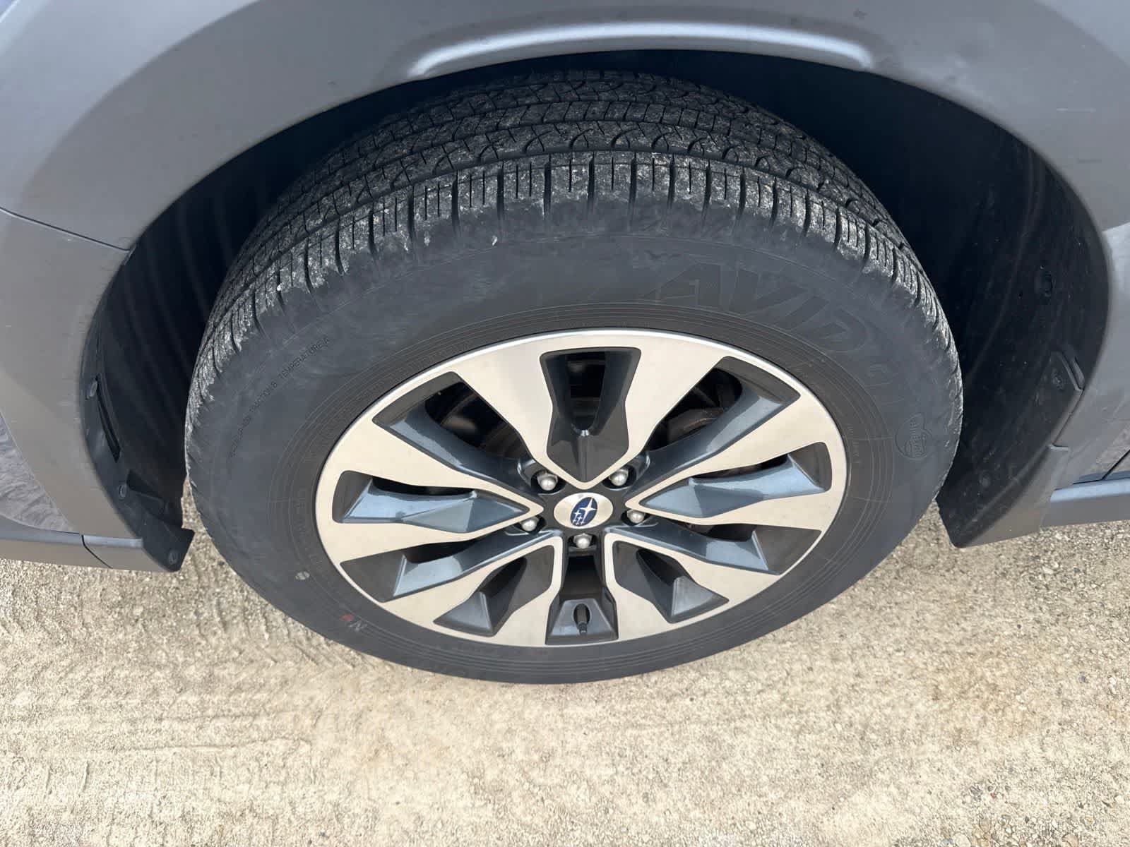 Certified 2024 Subaru Outback Limited AWD/4WD image 6