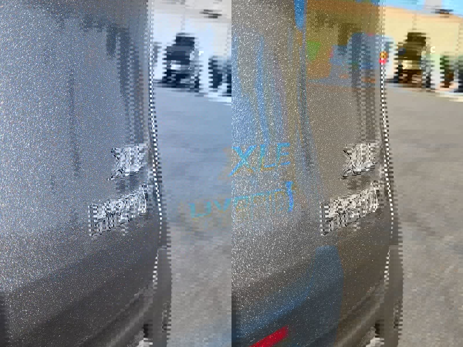 Used 2024 Toyota Sienna XLE image 34