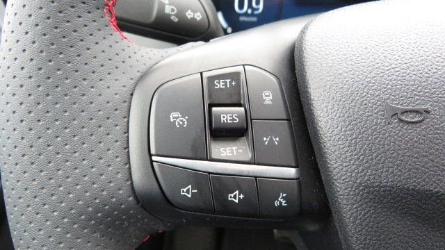 Certified 2023 Ford Escape ST-Line Elite w/ Premium Technology Package image 23