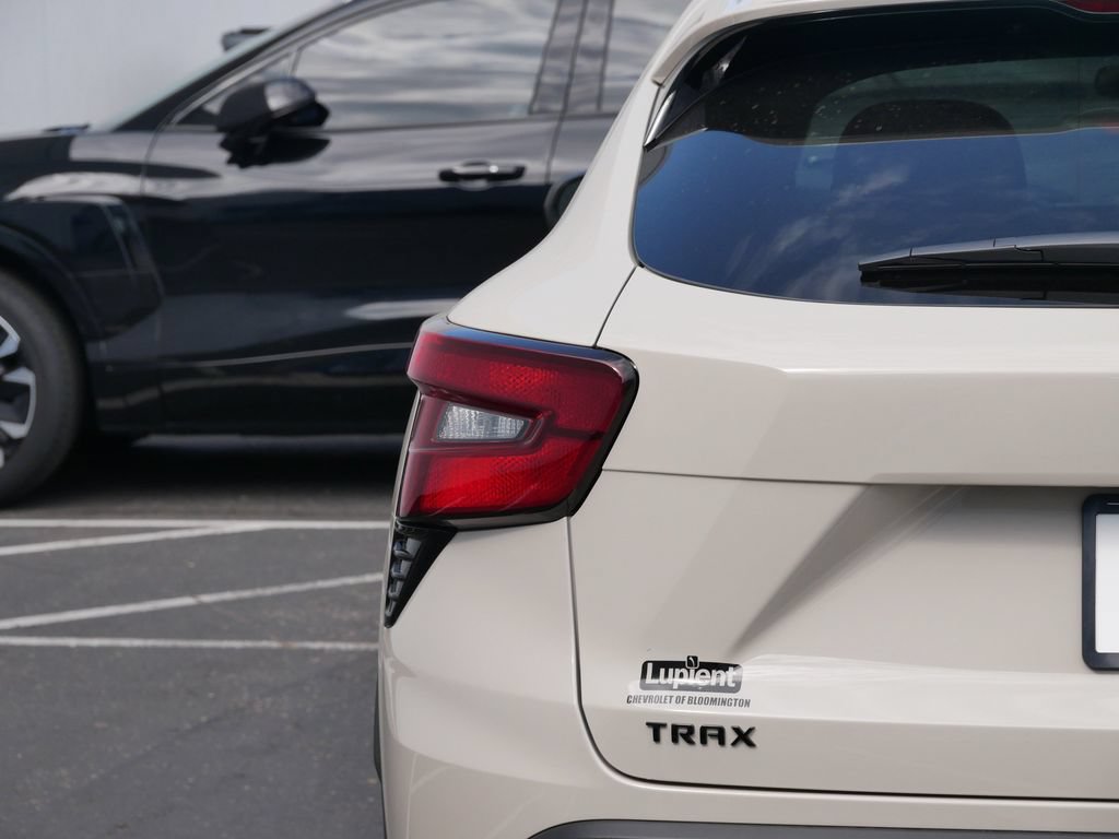 New 2026 Chevrolet Trax RS w/ Driver Confidence Package FWD image 5