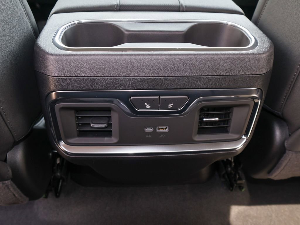 New 2026 GMC Sierra 3500 SLT w/ SLT Premium Package AWD/4WD image 12