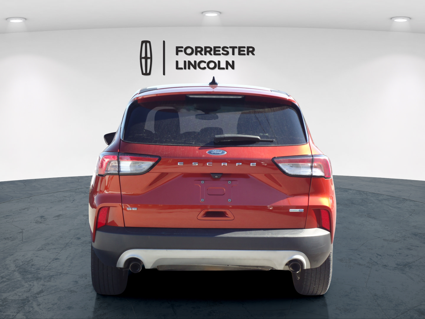 Used 2020 Ford Escape SE AWD/4WD image 4